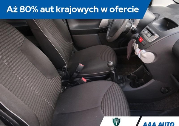 Peugeot 107 cena 17000 przebieg: 124029, rok produkcji 2013 z Płońsk małe 191